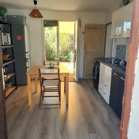 T2 Terrasse, Piscine, Foret, Ocean Apartament